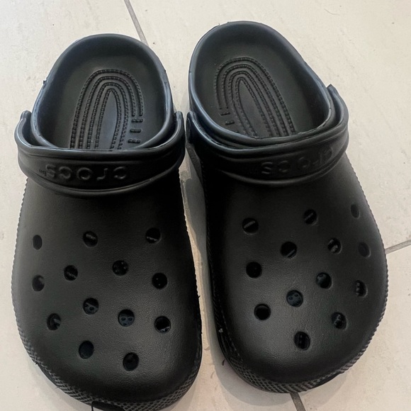 Black Crocs Classic Clog - Picture 5 of 5